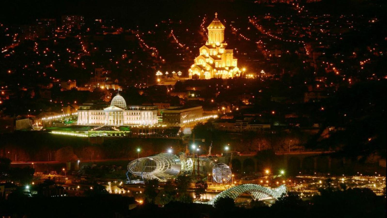 Tbiliseli Inn Tiflis Dış mekan fotoğraf