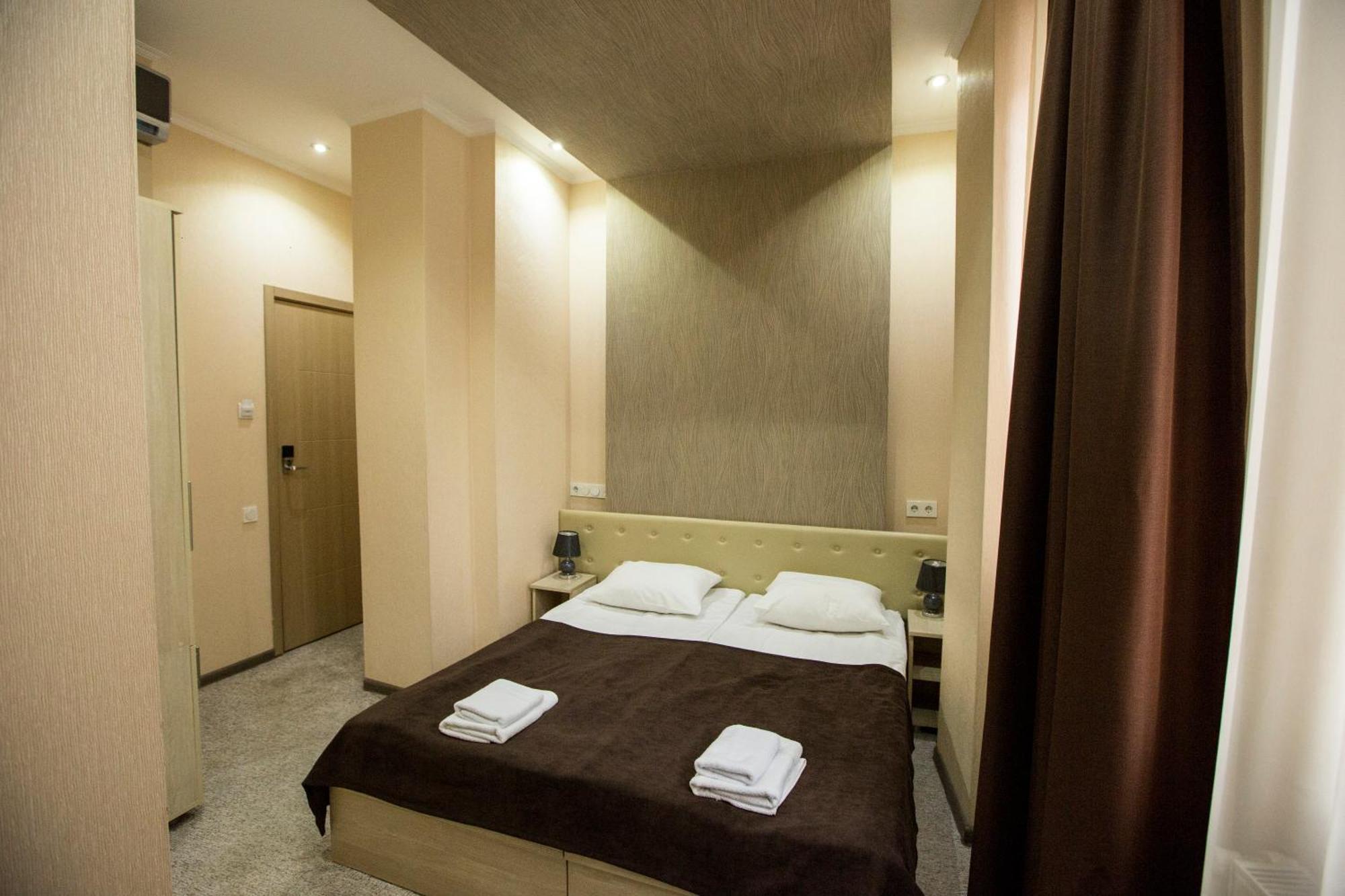 Tbiliseli Inn Tiflis Dış mekan fotoğraf