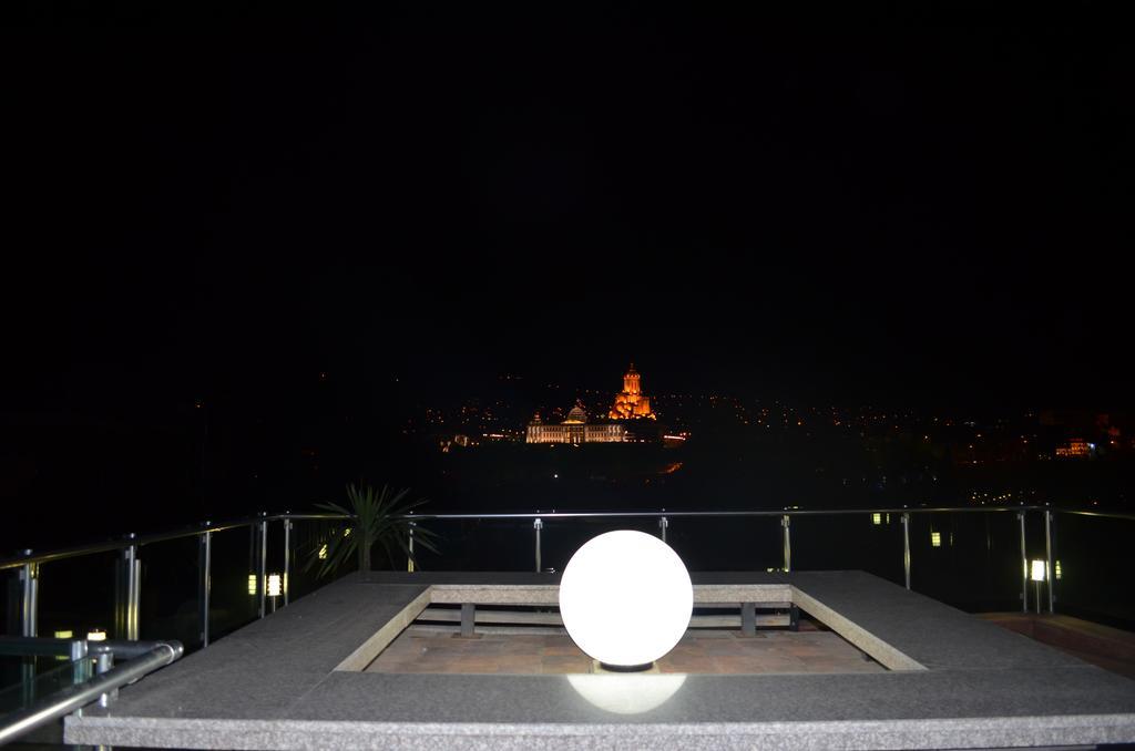 Tbiliseli Inn Tiflis Dış mekan fotoğraf