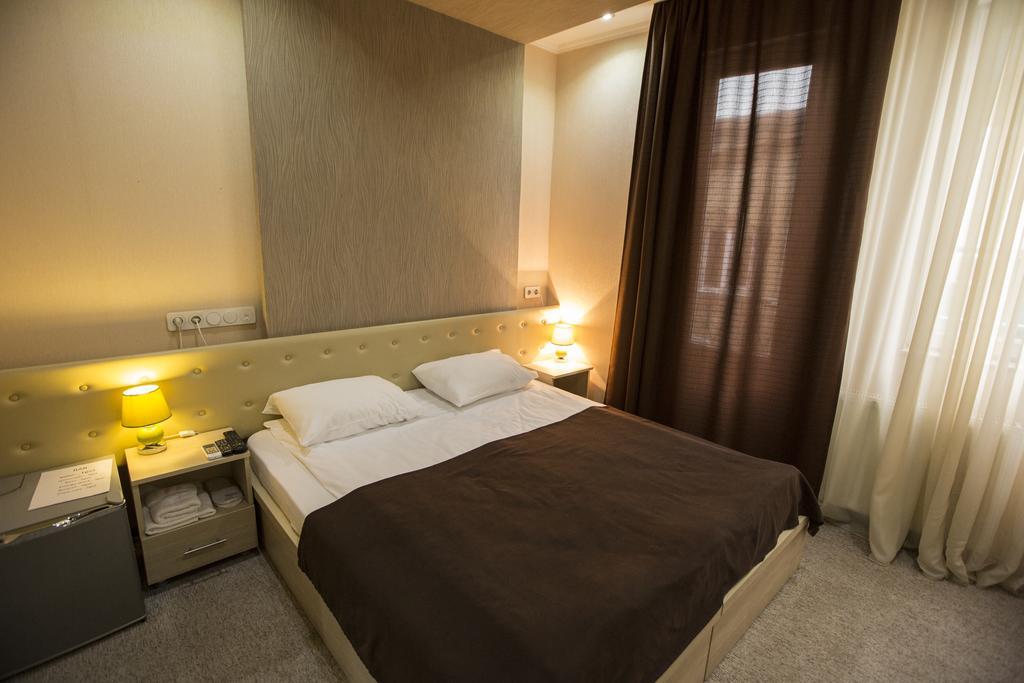 Tbiliseli Inn Tiflis Dış mekan fotoğraf