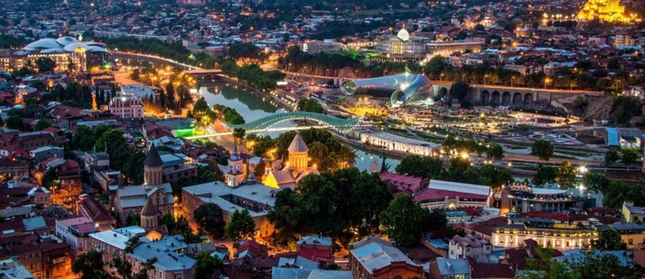 Tbiliseli Inn Tiflis Dış mekan fotoğraf